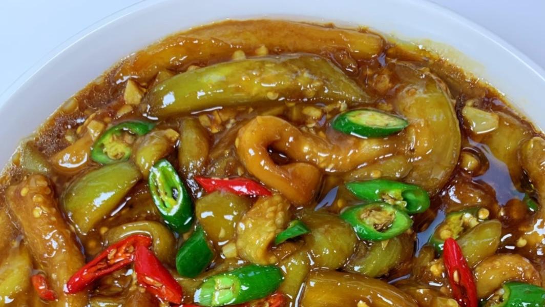 今天分享超香的“酱香茄条”