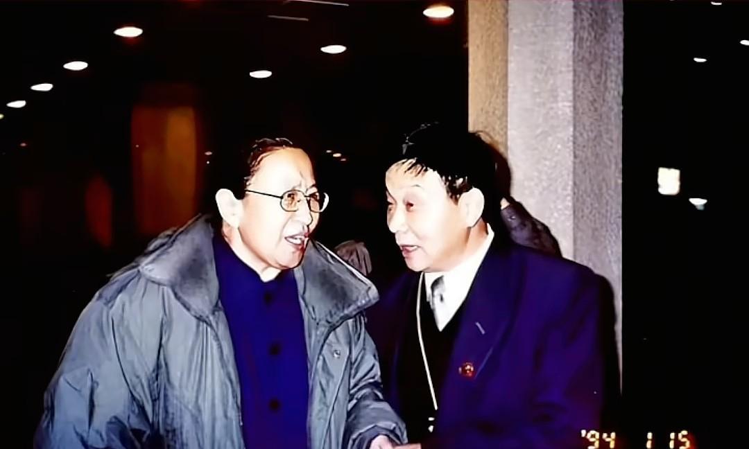 时光流转，回溯至1994年1月15日，那一瞬间被相机温柔捕捉。