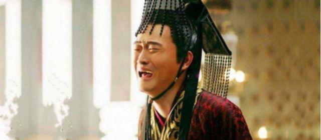 公元311年，匈奴大将刘曜攻破西晋国都，冲进皇宫，抢了皇后羊献容为妾。他还得意地