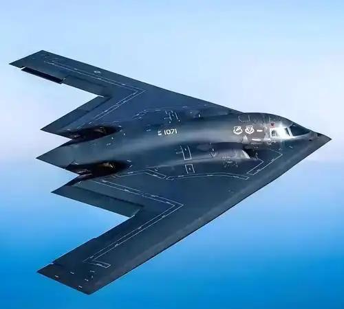 美国B-2轰炸机是中国克星？它能吓退几乎所有对手，但对中国它最多只有一次机会！