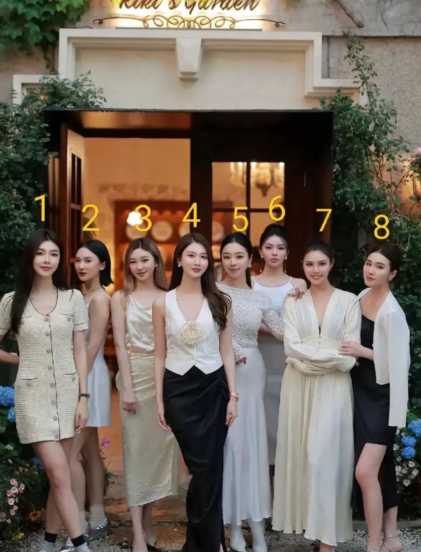 以你的眼光哪位最美，如果从中选1个当老婆，你会怎么选？