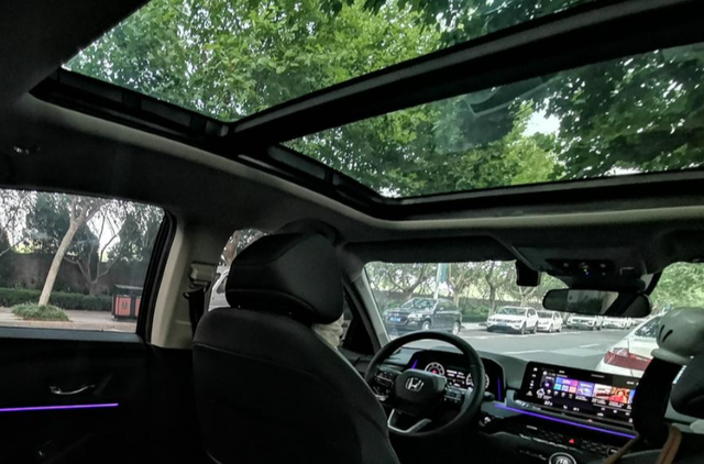 雅阁phev一万公里后的真实体验
开了半年雅阁phev，充电后纯电续航能跑80多