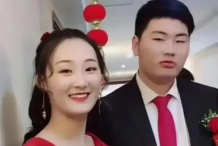人贵有自知之明
大衣哥得前儿媳陈亚楠
终于活成了自己没想过的样子
做人要真诚
还
