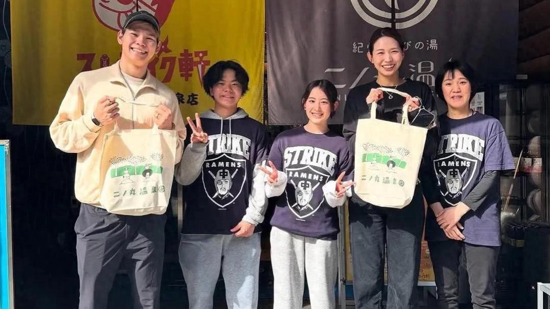 相差4岁！排坛姐弟夫妻婚后首秀公开亮相被赞：太太太美了