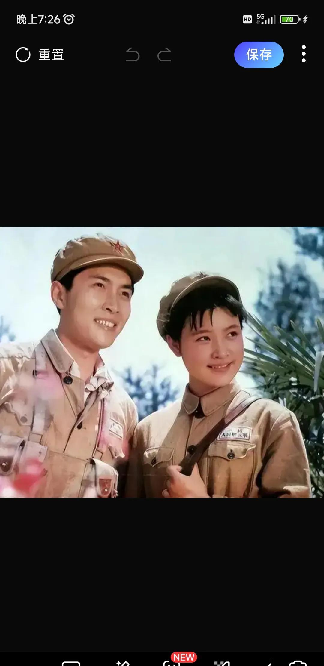 大家有没有知道这两位帅哥和美女是谁