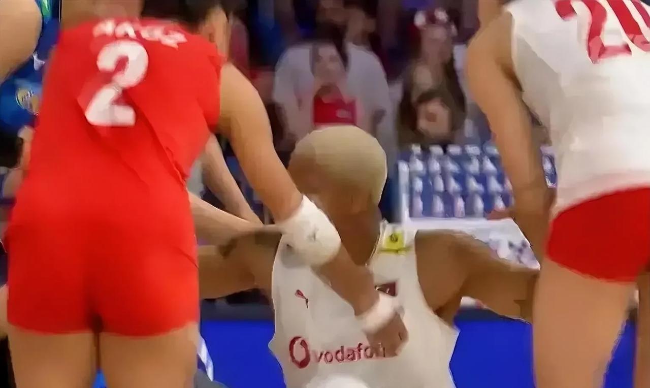 现在的瓦尔加斯，早已没了当年的风华，昨天瓦尔加斯，被日本女排完全限制死！现在再看