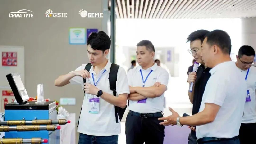 中国品牌领跑智慧出行赛道CES 2026技术爆发，重庆车灯展续写行业新篇