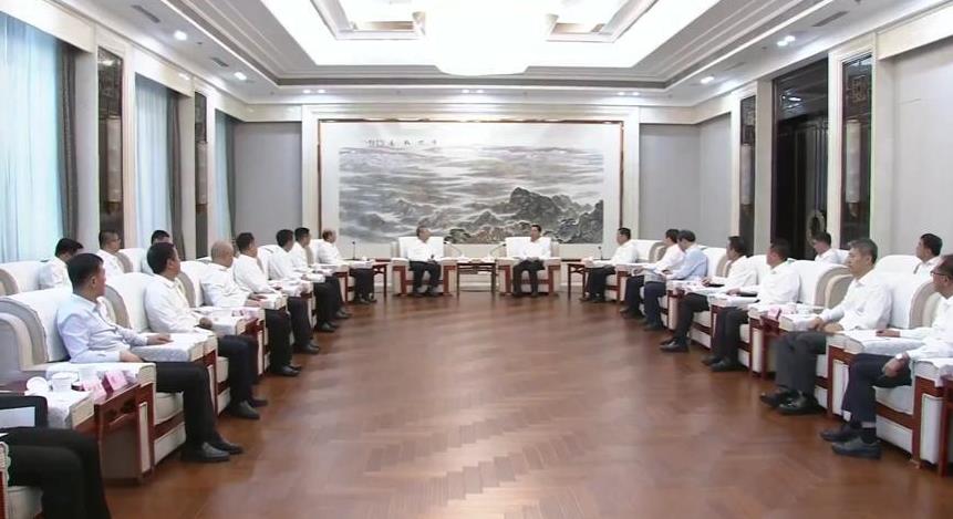 8月14日，辽宁省领导在沈阳会见中国物流集团董事长刘敬桢一行。#头号创作者激励计