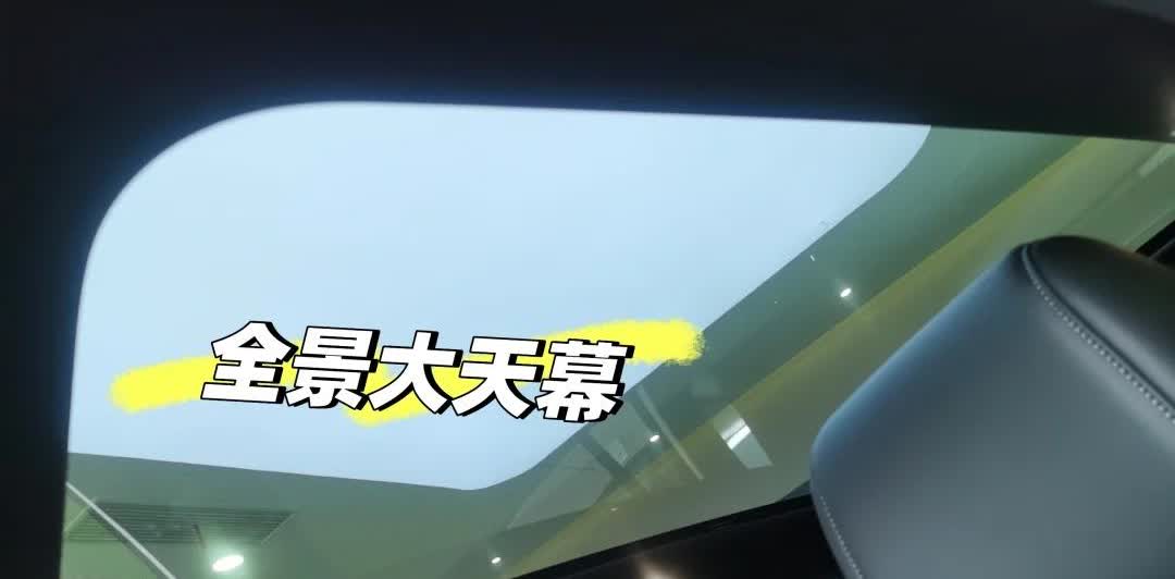 好纠结啊，不知道怎么选
预算10小几万💰想选个电车🚗，去看了丰田新上市的电