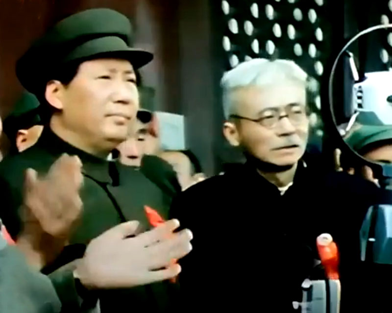 开国大典时，主持人少说了一个重要的字，赶紧又说了一遍