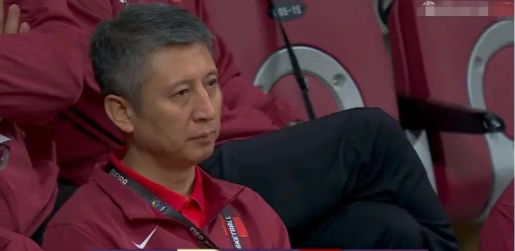 侠之大者，为国为民，郭士强指导，轻松一些，你已经做的很棒了！当中国男篮的小伙子和