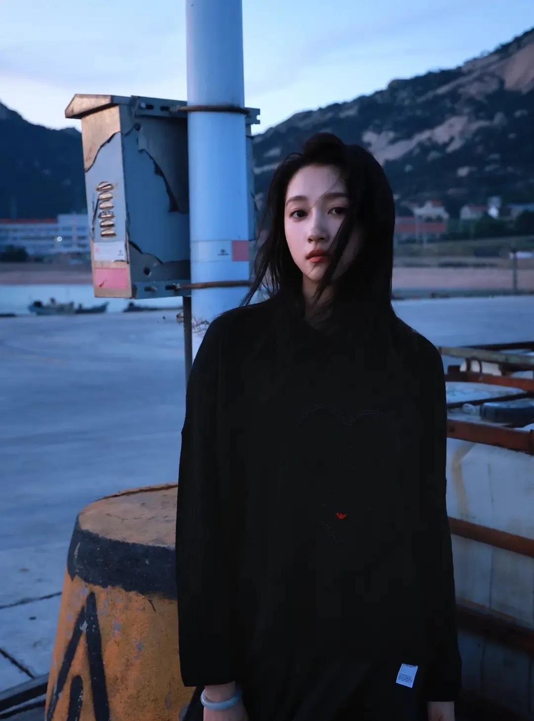 日常拍摄，关晓彤
天空太美了