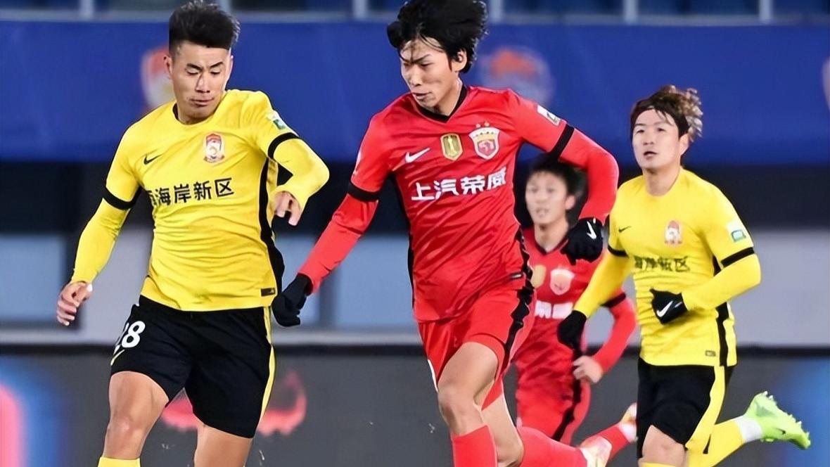 比赛还没开打，上海海港先遭4大暴击