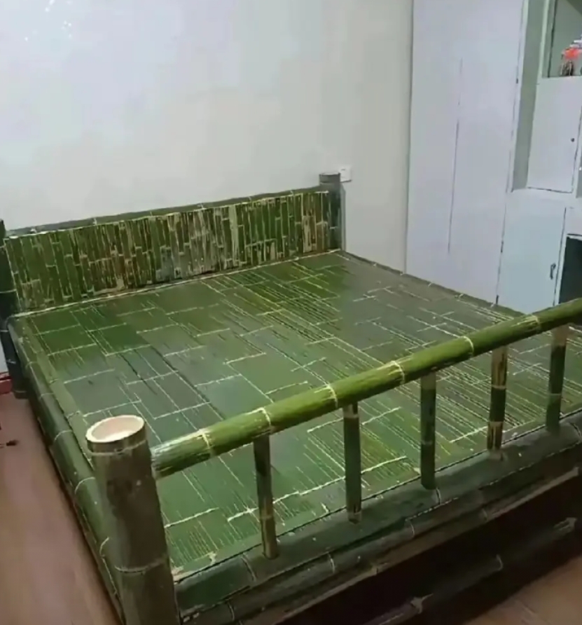两千五，某宝上买的，大家觉得值吗