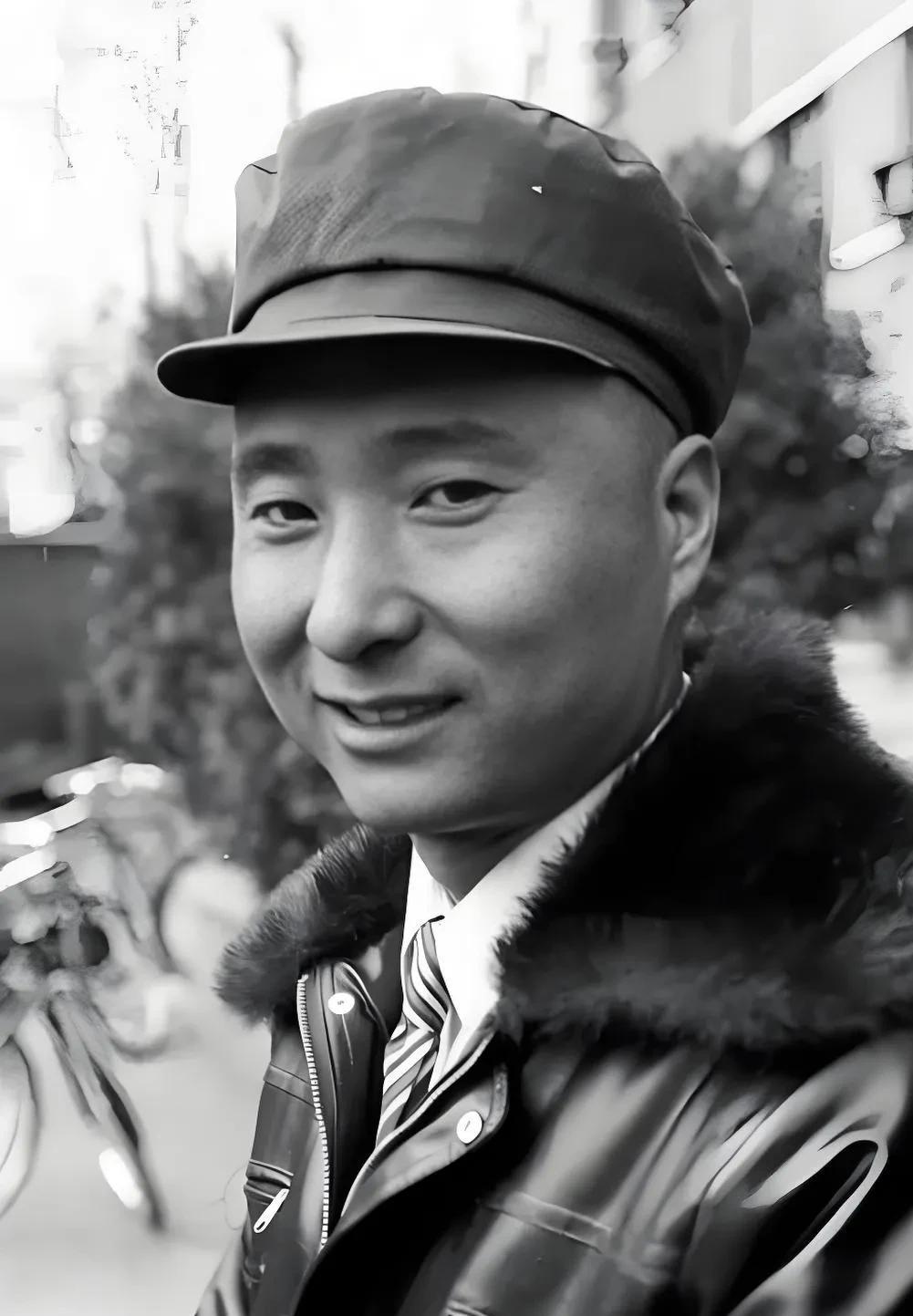 陈佩斯堪称当代蒲松龄，
倒不是说他也是仕途不顺，
也不是说他写故事文笔了得，而是