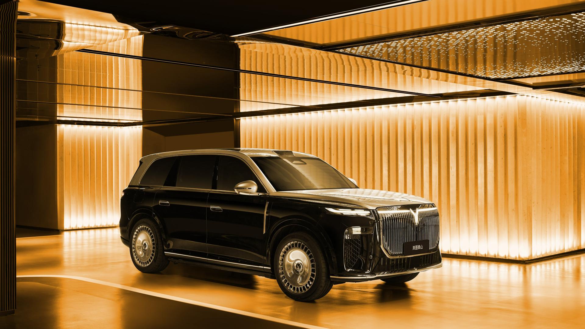 37.99万元起售，岚图泰山上市，以东方底蕴重塑豪华SUV新标杆