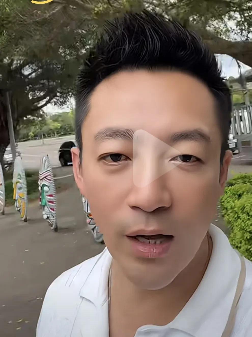 杠上了！有黑粉扒出汪小菲深夜激动打游戏的画面！那是马筱梅之前更新的ins！汪小菲