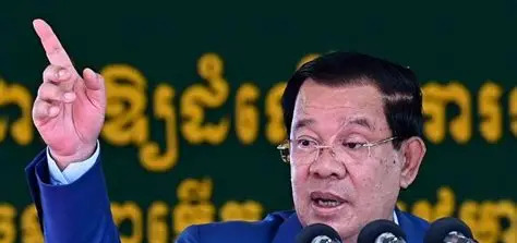 泰国柬埔寨又干仗了











泰国柬埔寨突然开战，背后原因让人震惊！