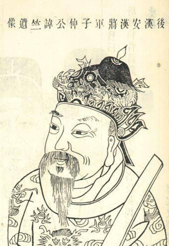 一个南郡，要守得住，必须得有人能镇得住关羽的脾气，还得压得住手下各路人的心。
关