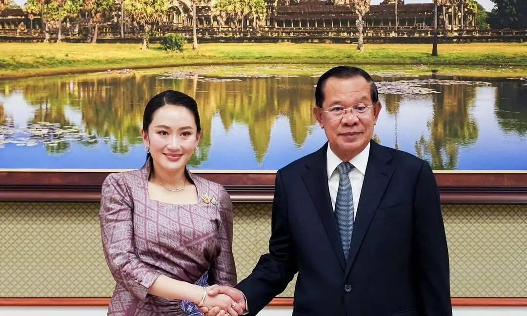 【热点评述】佩通坦与柬埔寨参议院主席洪森通话后，通话录音泄露，这使她面临政治困境