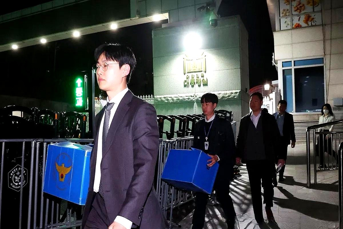 金成勋、李光宇离开警卫处后风向立马就变了，现在警卫处正卯足了劲配合警方办事。
