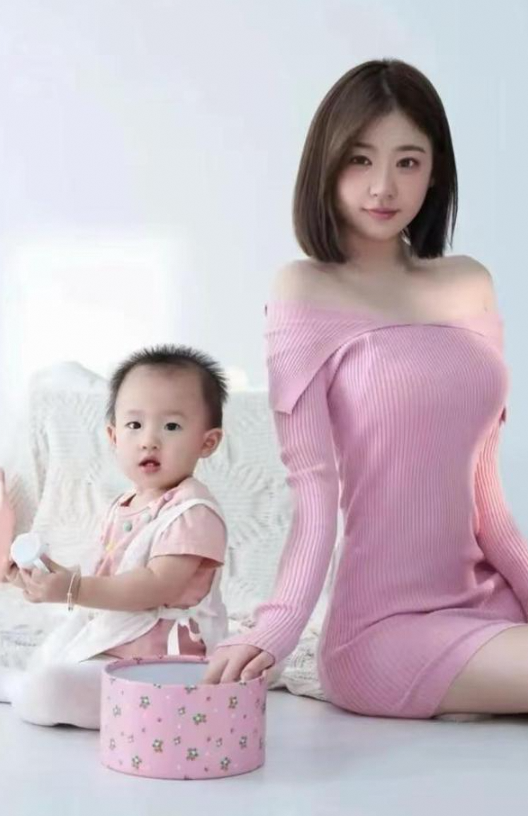 黄一鸣称王思聪让她生子却不管，晒“铁证”诉苦