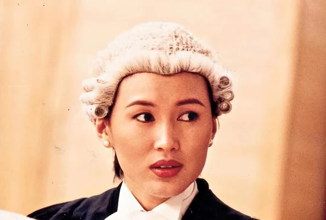 拒绝刘青云，与小4岁歌手闪婚，过气港星刘美娟儿女双全很幸福
