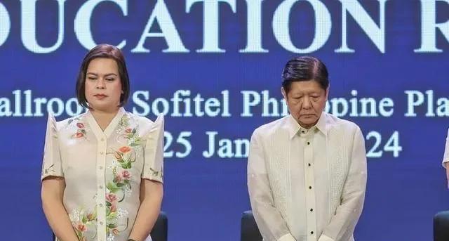 前不久，萨拉明确指出，小马科斯选边站的国策将会毁掉菲律宾，并明确反对美国设置导弹