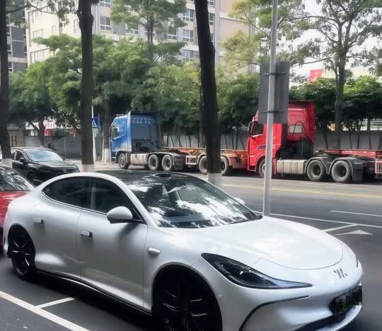 3月智己可算没白等
刚收到的通知
还能说什么（o´・ェ・｀o）
智己大大牛