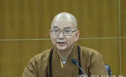 学诚大和尚
修行的绝佳机会不在别处——
当我们遇到让自己非常不舒服的人时，真正的