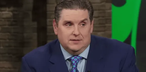 谈到字母哥表示不确定是否会在密尔沃基结束本赛季：
