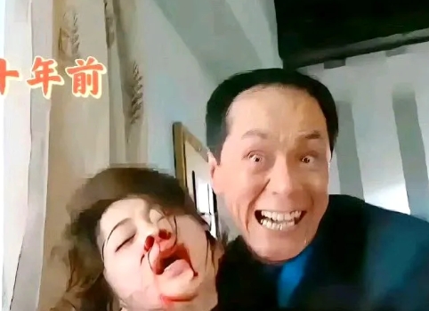 据说梅婷本来不想出演的，[酷拽]但一听说冯远征演太监立刻就答应了[呆无辜] ​[