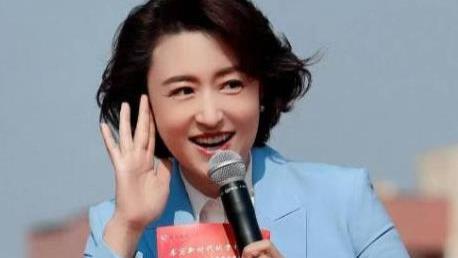张蕾更新动态，女性面对新的战场，欧阳夏丹建议选宽松一点的裤子