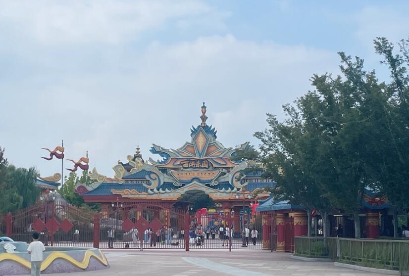 由于苏超原因，本周末淮安西游乐园等景区对南通市民免费，即使本轮是南通主场比赛，仍