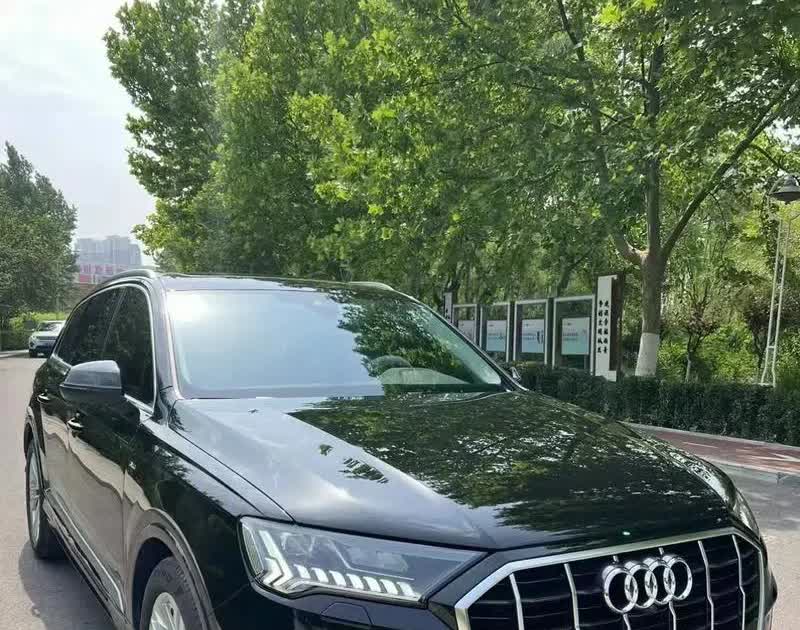 诚心请教尊贵的奥迪Q7车主，养一辆Q7，每一年的真实费用到底需要多少个W？一年行