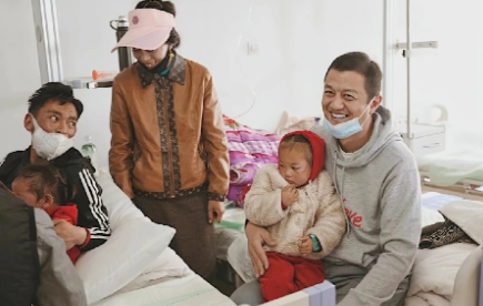 李亚鹏真正善良的人心软的人，是做不了生意的，做生意也是赔钱，只有狠人，六亲不认才