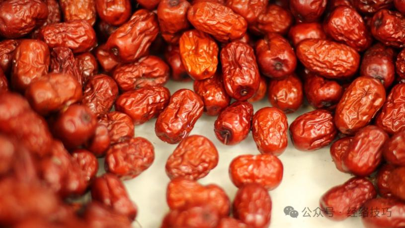 冬天的红枣，4类人要少吃！