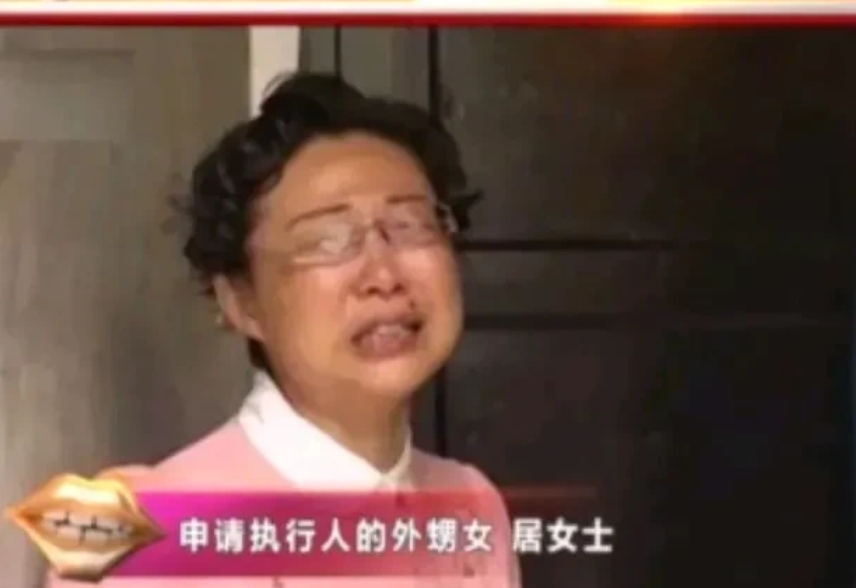 太奇葩了！上海一位租客在房子里租了六十年，就认为房子是自己的，不仅把全家户口都迁