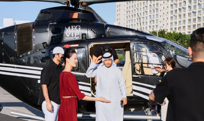 说到豪车，在过去的认知里大家第一时间会想到的可能是BBA，但在如今的新能源汽车时