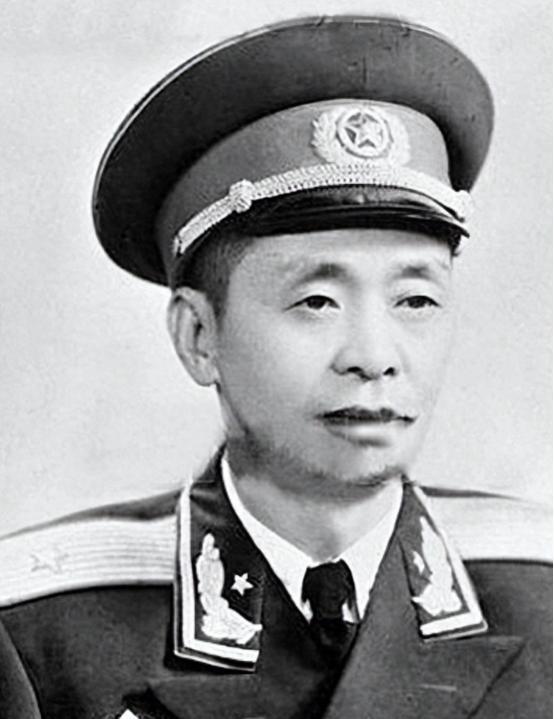 1957年， 开国少将甘祖昌请求总政：“我脑袋有伤，不适合当官，想回老家，去当农