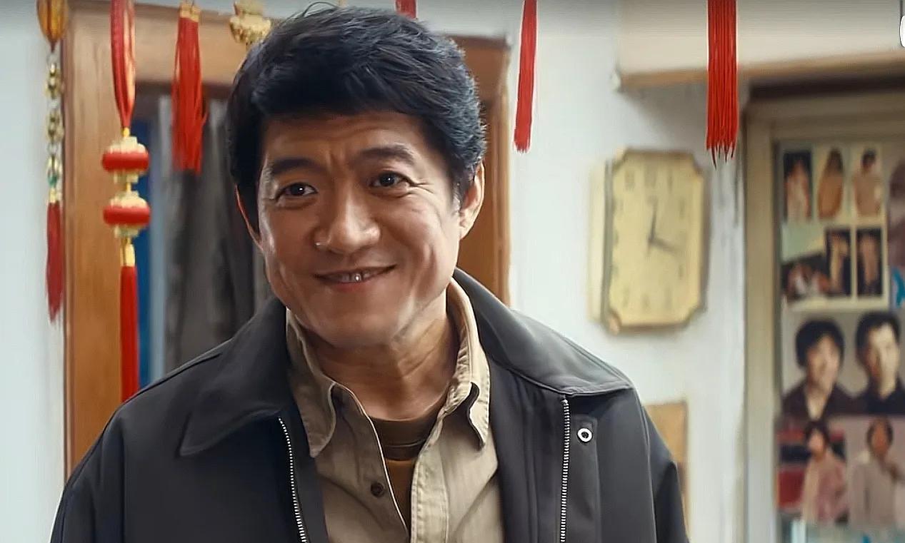 《棋士》把大结局交给一个疯子和一条野狗，崔伟成了被弱化的工具人，一部好剧就这样烂