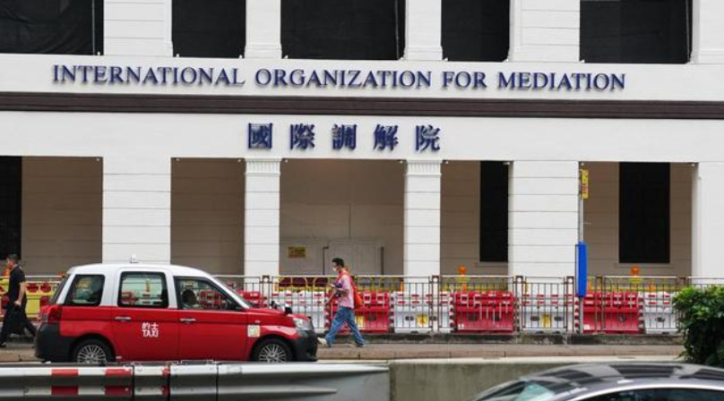 联合国秘书长盯着香港直冒汗











---










