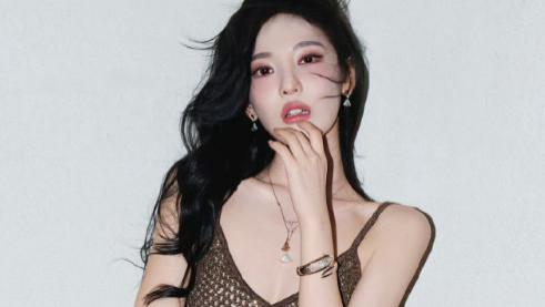 宁艺卓的好身材，这超迷人的感觉，真太好了！