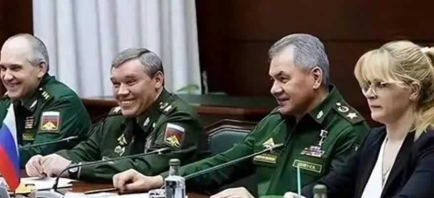 另一个崛起的大国，中国也需小心应对。

这个国家就是土耳其，就在前两天，朱拉