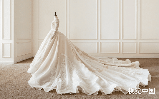 国庆结婚，未来婆婆却让儿子青梅算计拿回彩礼，我直接退婚