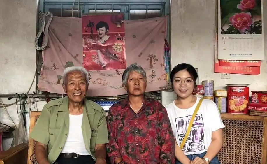 2018年，河北1女子为70岁老人指路并掏空钱袋助老人回家。谁料，老人回家后却“
