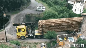 很想知道，
这样的司机平时开轿车会是一种什么感觉？