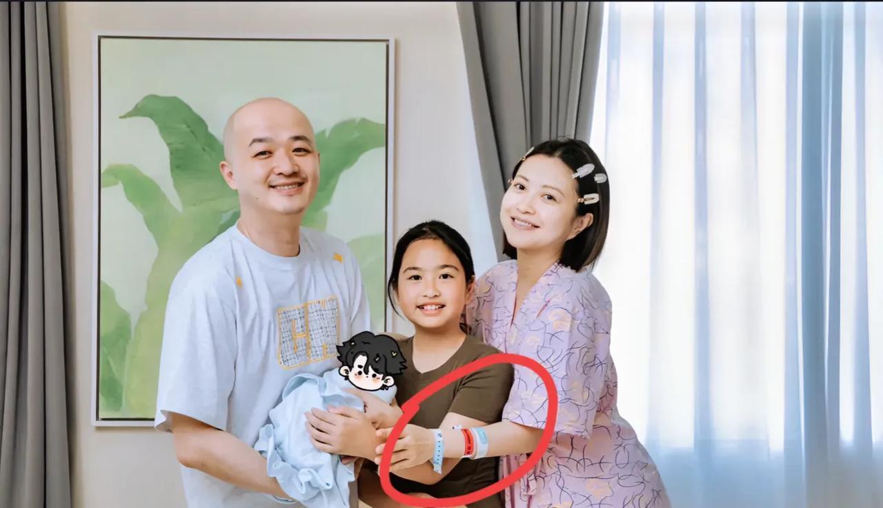 不得不说，真的太佩服37岁的包文婧了！对包贝尔情有独钟就算了，还在520这么浪漫