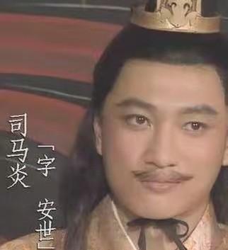 公元290年，晋武帝回光返照，从病中苏醒，见车骑将军杨骏任人唯亲，独揽大权，气愤