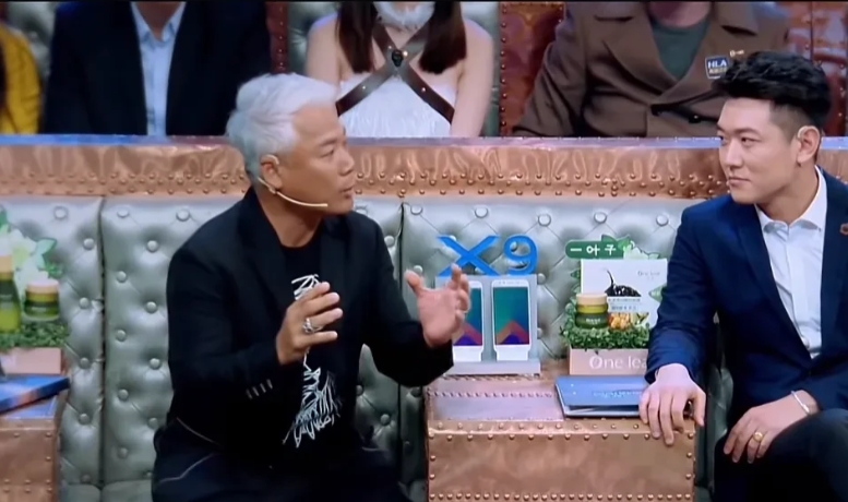 歌手巫启贤说：“十几年前，我被一个刚入行的经纪人邀请去参加一个晚会，他告诉我说晚